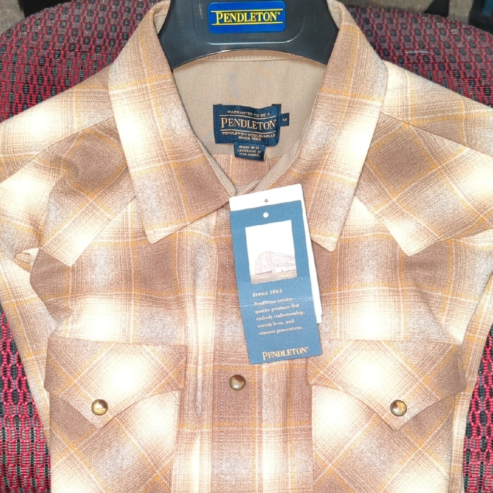 Pendleton Brown and Tan Plaid Casual Button-Down Shirt